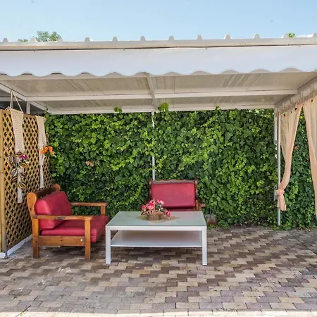 Aparthotel Eleni Holidays With Swimming Pool, Corfu 3*