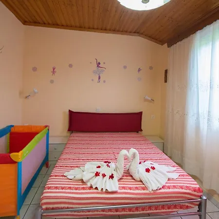 Aparthotel Eleni Holidays With Swimming Pool, Corfu 3*