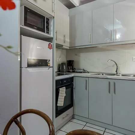 Aparthotel Eleni Holidays With Swimming Pool, Corfu